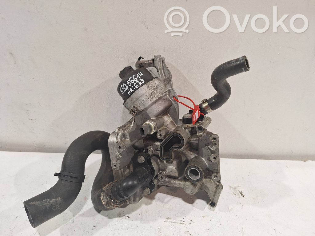 Opel Corsa E Oil filter mounting bracket 
