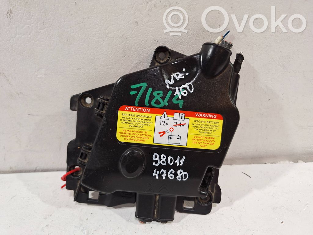 Citroen C4 II Picasso Drošinātāju bloks 