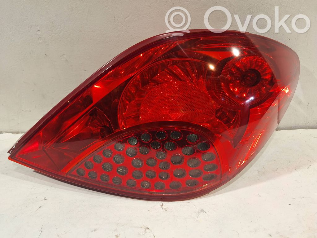 Peugeot 207 Rear/tail lights 