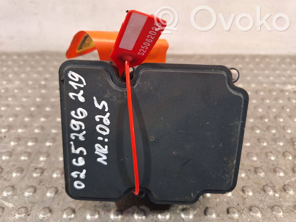 Dacia Spring ABS control unit/module 