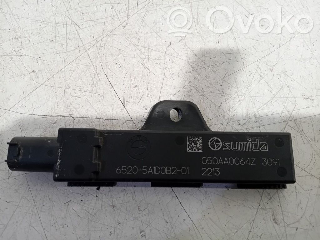 BMW iX Antena (GPS antena) 