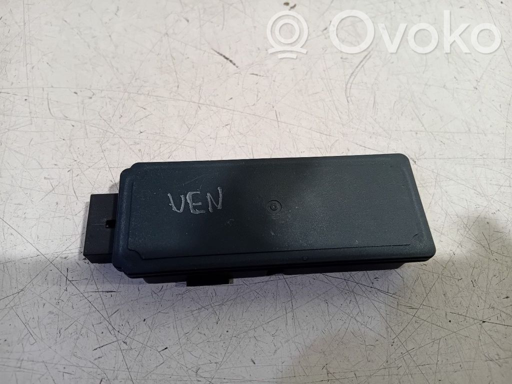 BMW iX Radio/CD/DVD/GPS head unit 