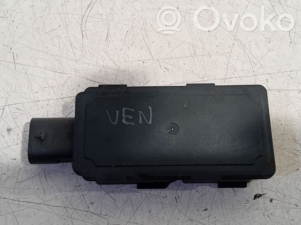 BMW iX Radio/CD/DVD/GPS head unit 
