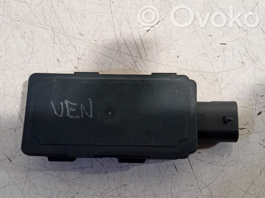 BMW iX Radio/CD/DVD/GPS head unit 