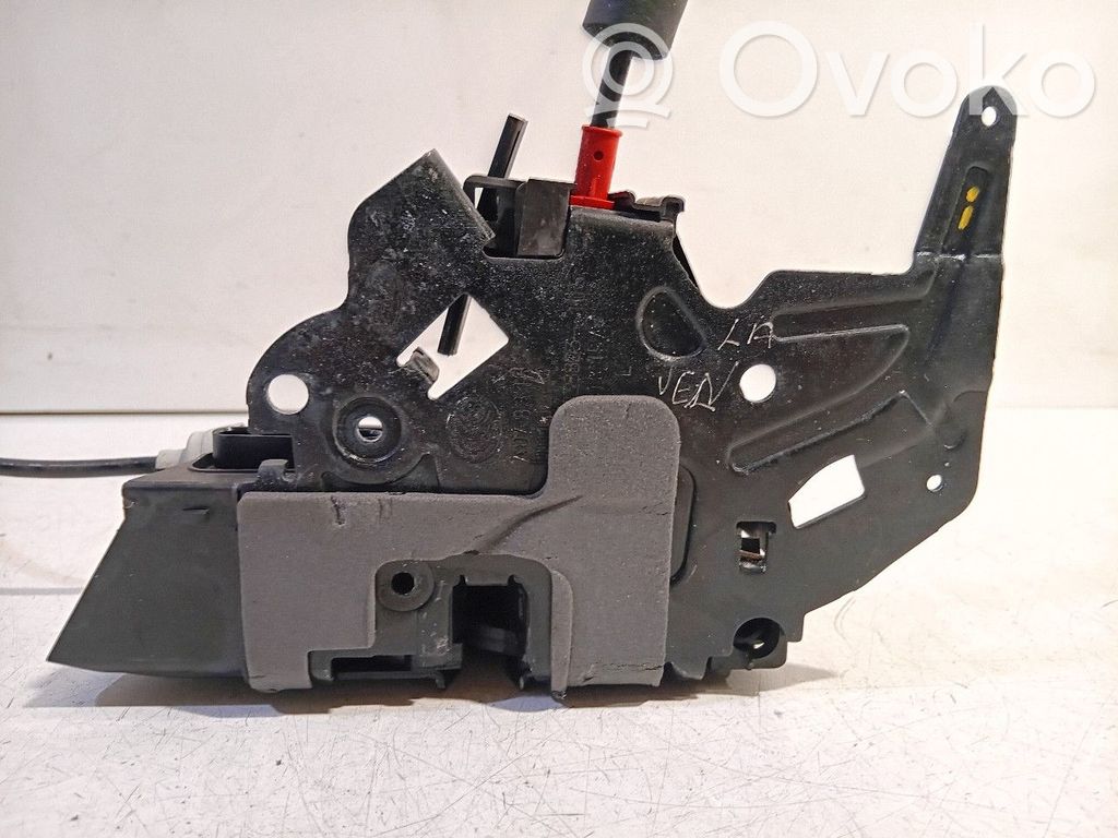 Land Rover Discovery Sport Zamek drzwi tylnych 