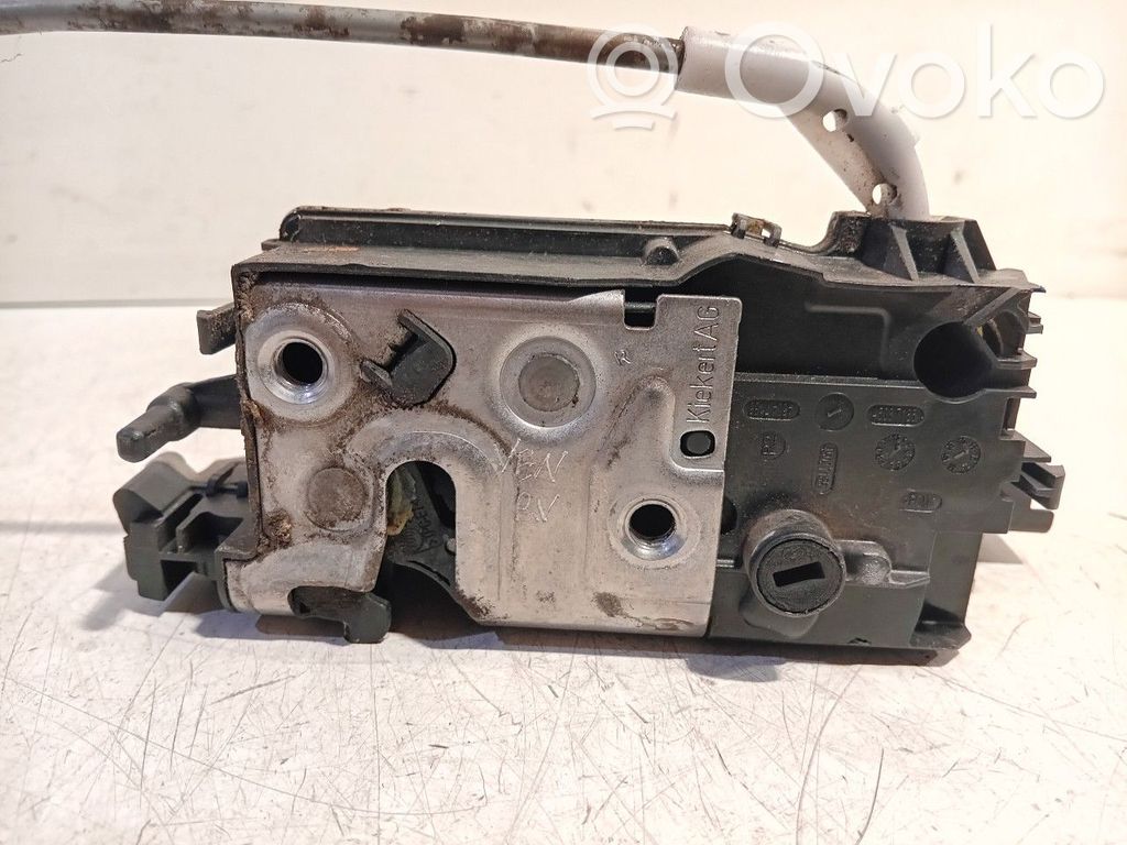 Citroen C4 II Front door lock 