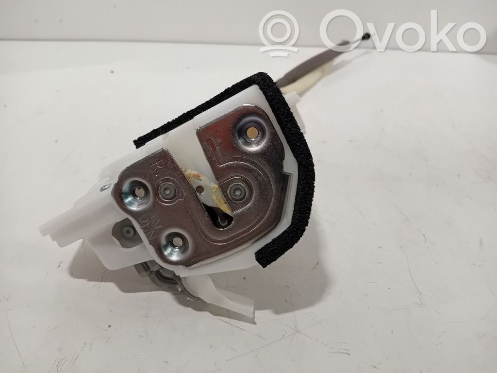 Front door lock   H37R2