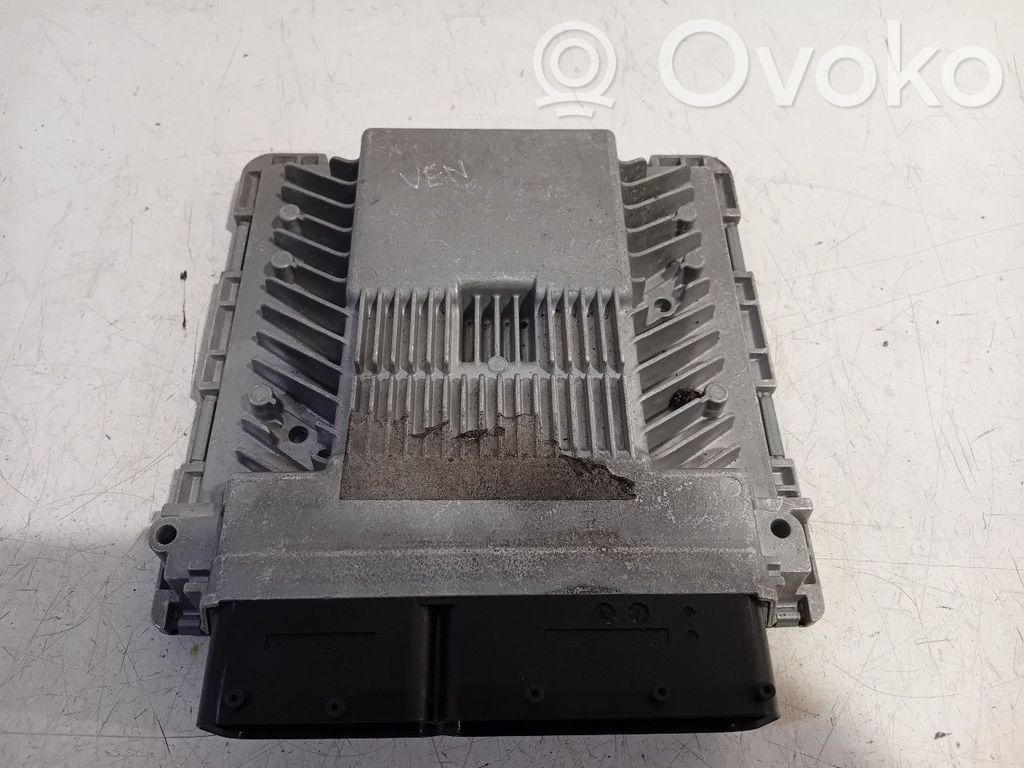 Engine control unit/module   8K5907551E