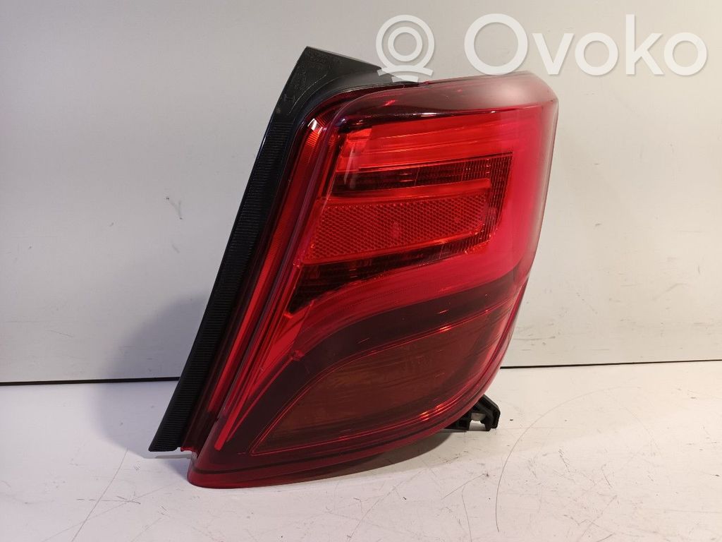 Toyota Yaris Lampă spate în caroserie 