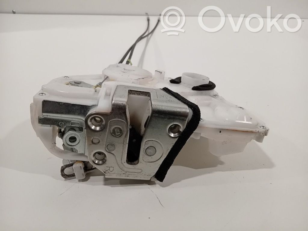 Opel Agila B Front door lock 