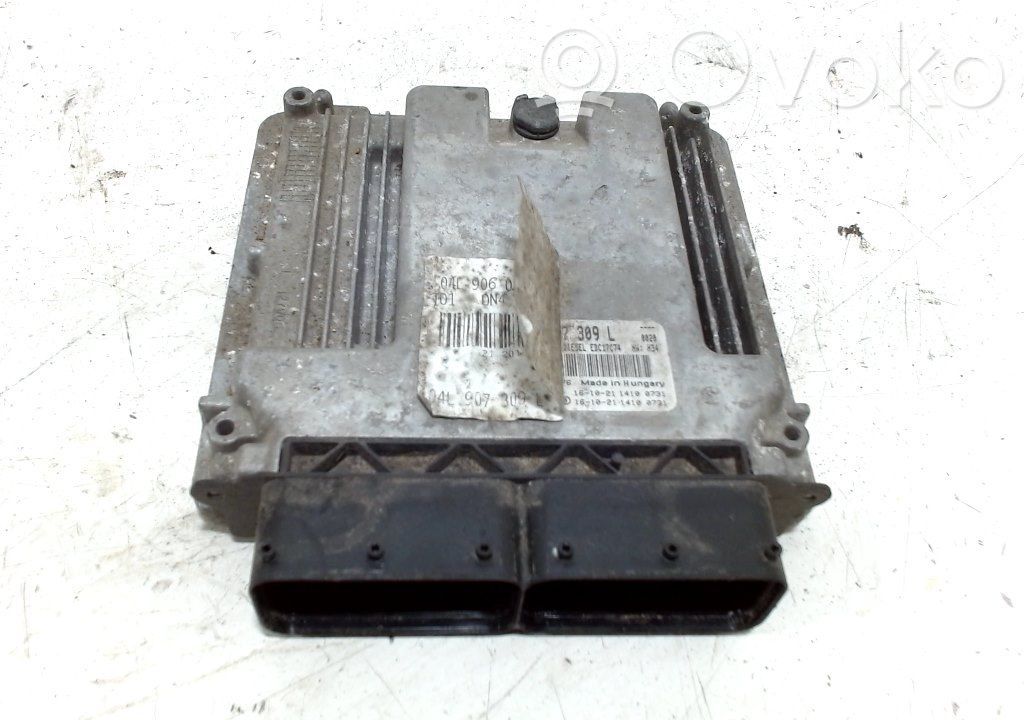 Audi A4 S4 B9 Engine control unit/module 