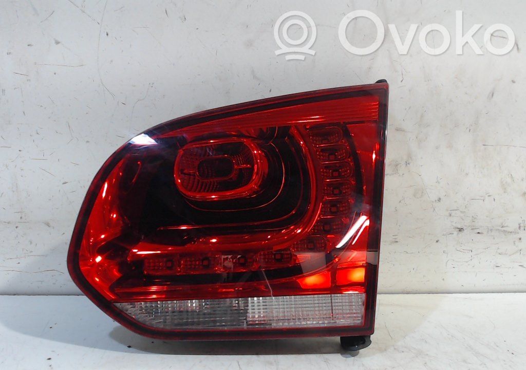 Volkswagen Golf VI Luci posteriori del portellone del bagagliaio 
