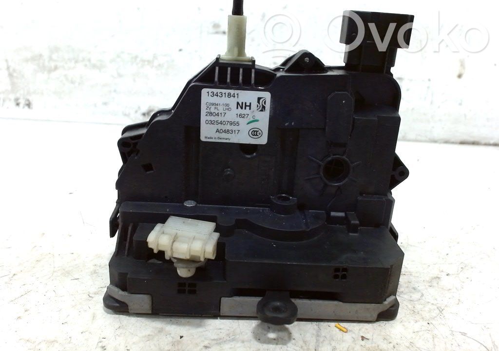Priekinės durys   13431841
