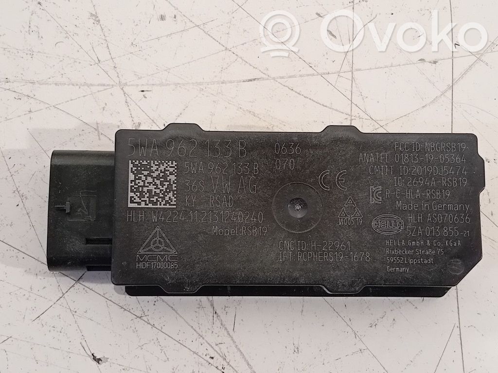Audi RS3 8Y GPS Antenne 