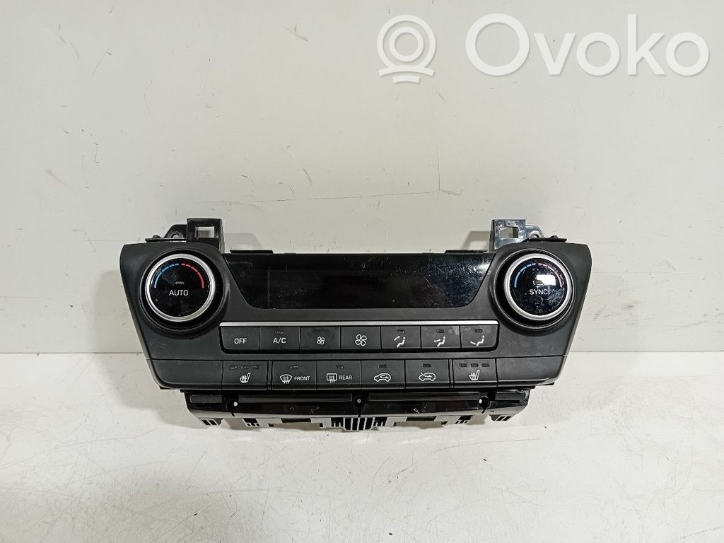 Hyundai Tucson TL Climate control unit 