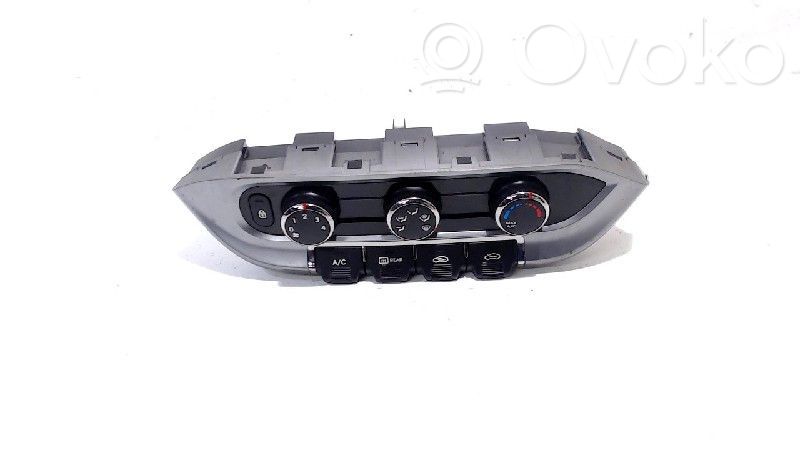 KIA Rio Climate control unit 