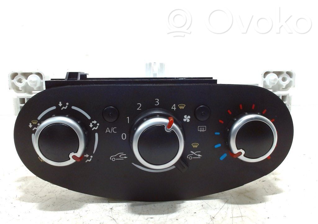 Renault Twingo III Climate control unit 