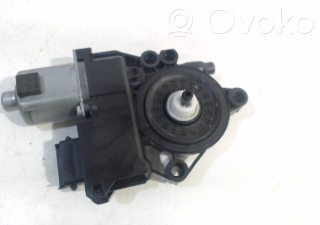 KIA Xceed Regulador de puerta delantera con motor 