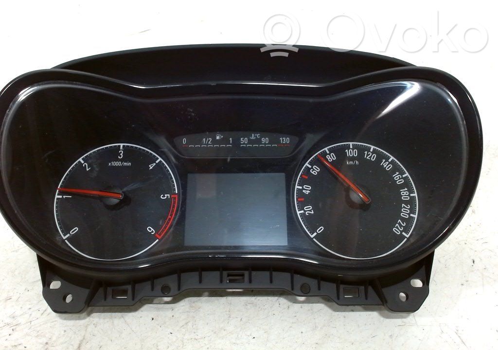 Opel Corsa E Nopeusmittari (mittaristo) 