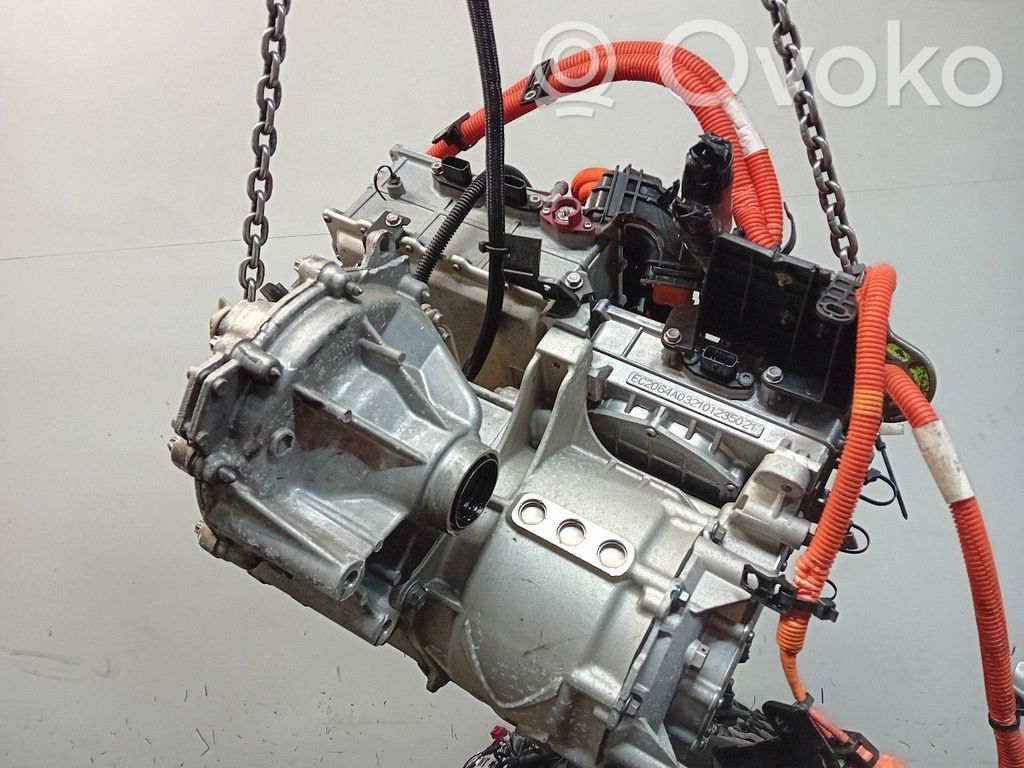 Engine   4DB401