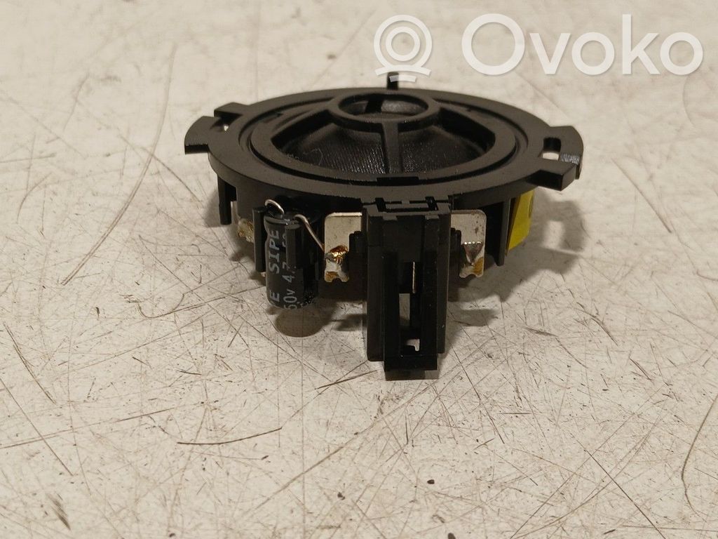 Audi A4 S4 B9 Altoparlante portiera anteriore 