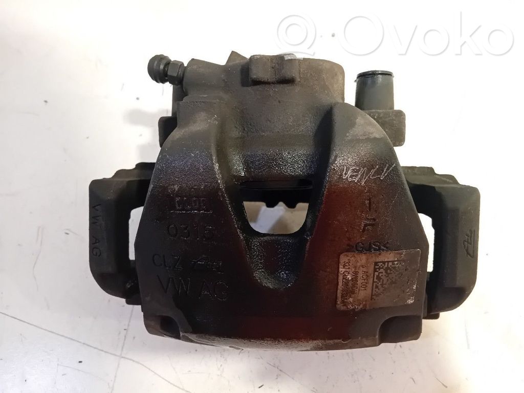 Audi A4 S4 B9 Priekinis suportas 
