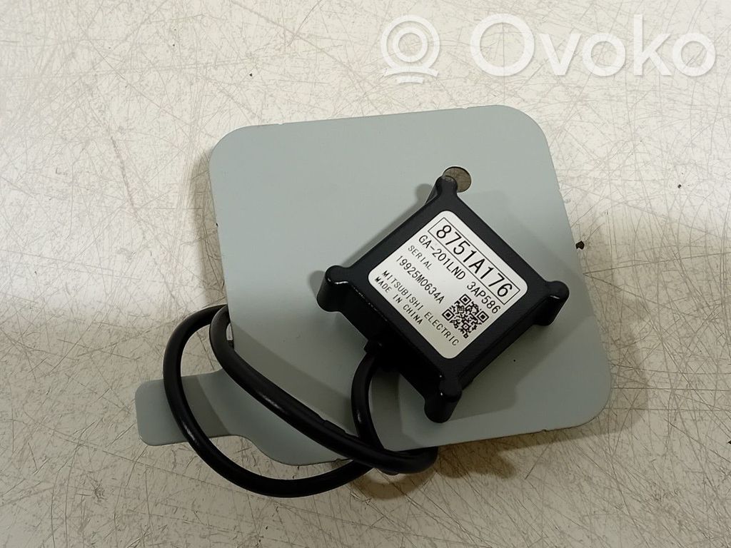 Mitsubishi Outlander Antena aérea GPS 