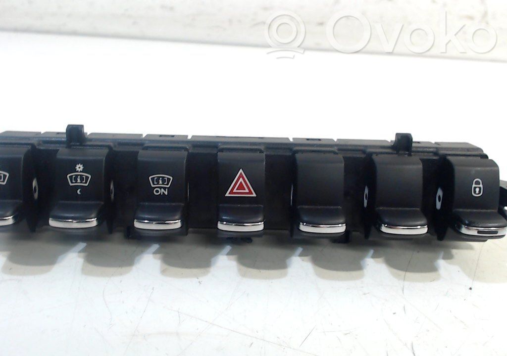 Peugeot 3008 I Otros interruptores/perillas/selectores 