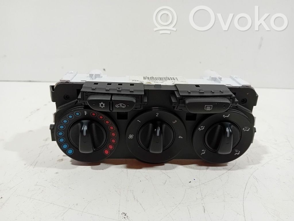 Opel Corsa E Gaisa kondicioniera / klimata kontroles / salona apsildes vadības bloks (salonā) 
