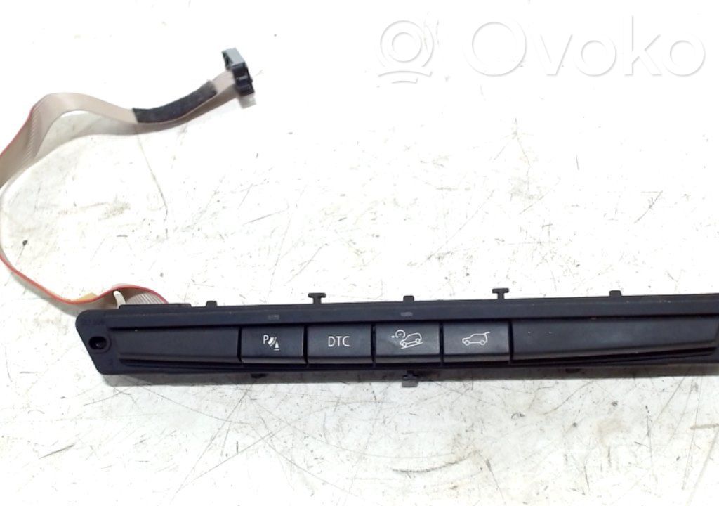 BMW X5 E70 Interrupteur d'ouverture de coffre 