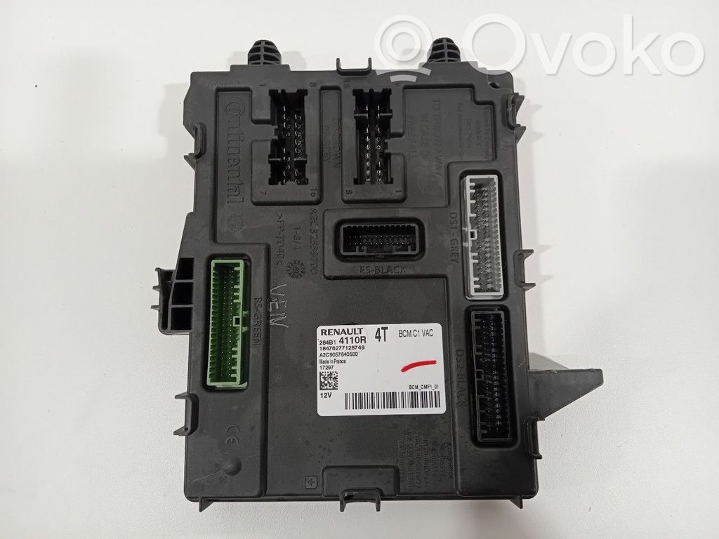Renault Megane IV Unidad de control/módulo de carrocería central 