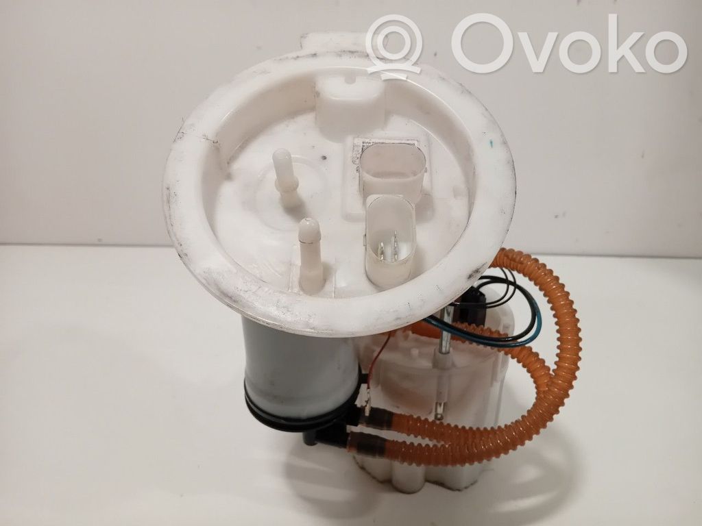 BMW 1 F20 F21 Bomba interna de combustible 