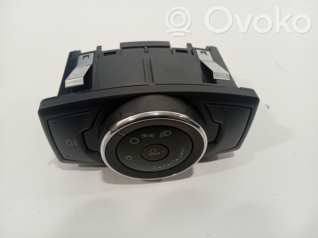Ford Focus Light switch 