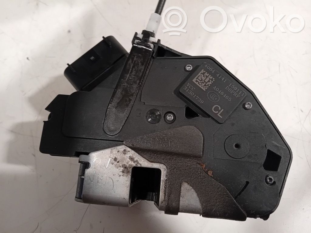 Volvo V60 Priekšpusē slēdzene 