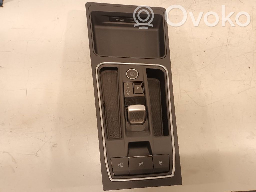 Seat Leon IV Pavarų perjungimo svirtis 