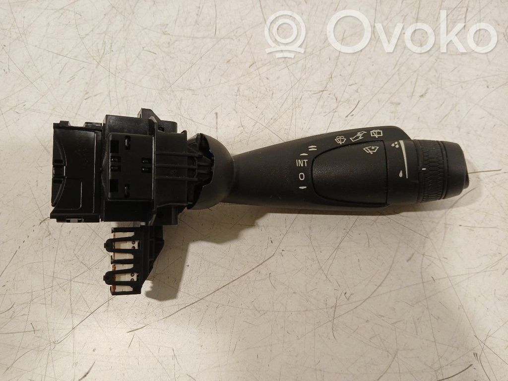 Volvo XC40 Wiper control stalk 