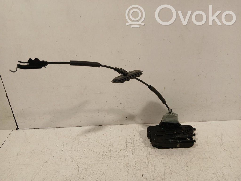 Ford Focus Aizmugurē slēdzene 