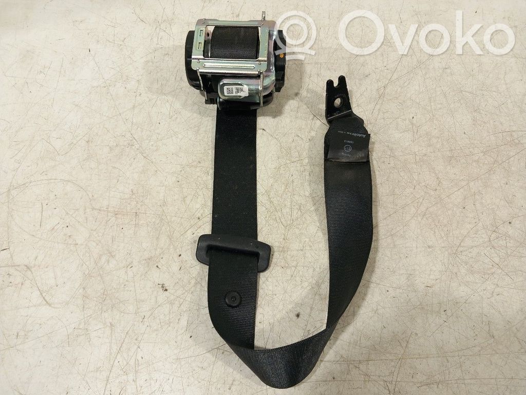 Lynk & co 01 Ceinture de sécurité arrière 