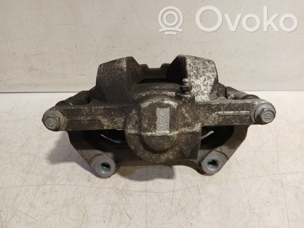 Lynk & co 01 Etujarrusatula 