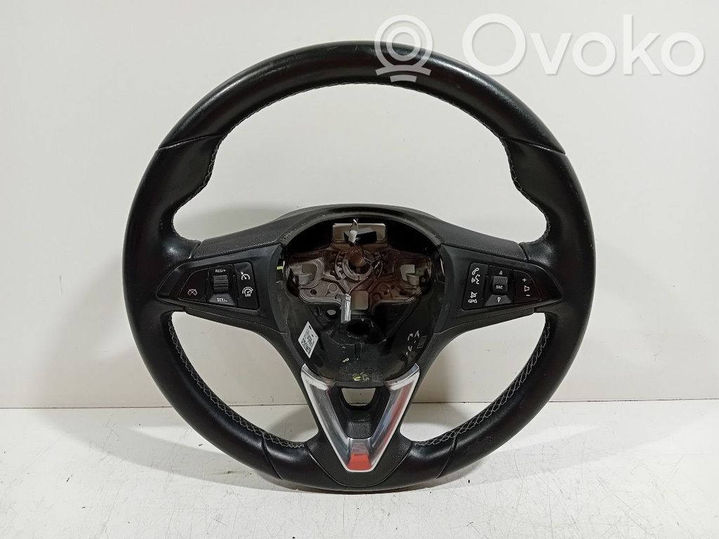 Steering wheel   13403216