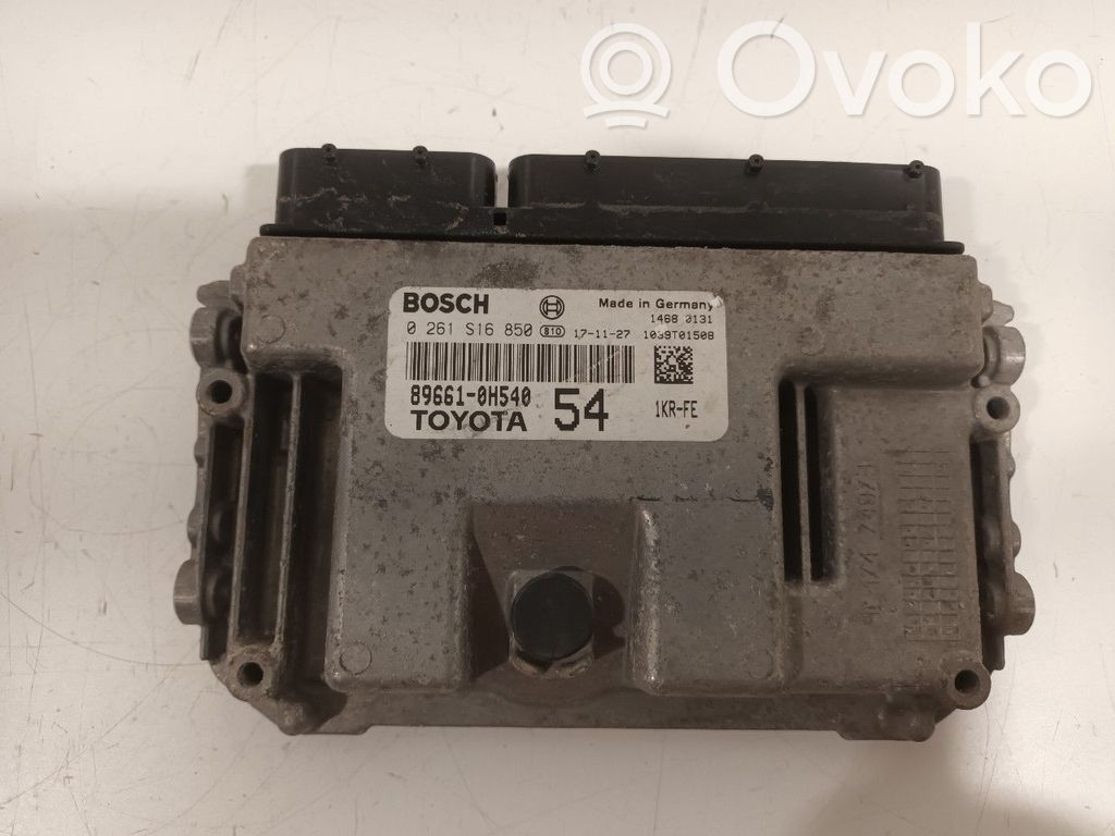 Toyota Aygo AB40 Engine control unit/module 