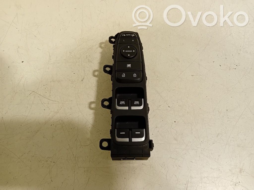 KIA Niro Electric window control switch 