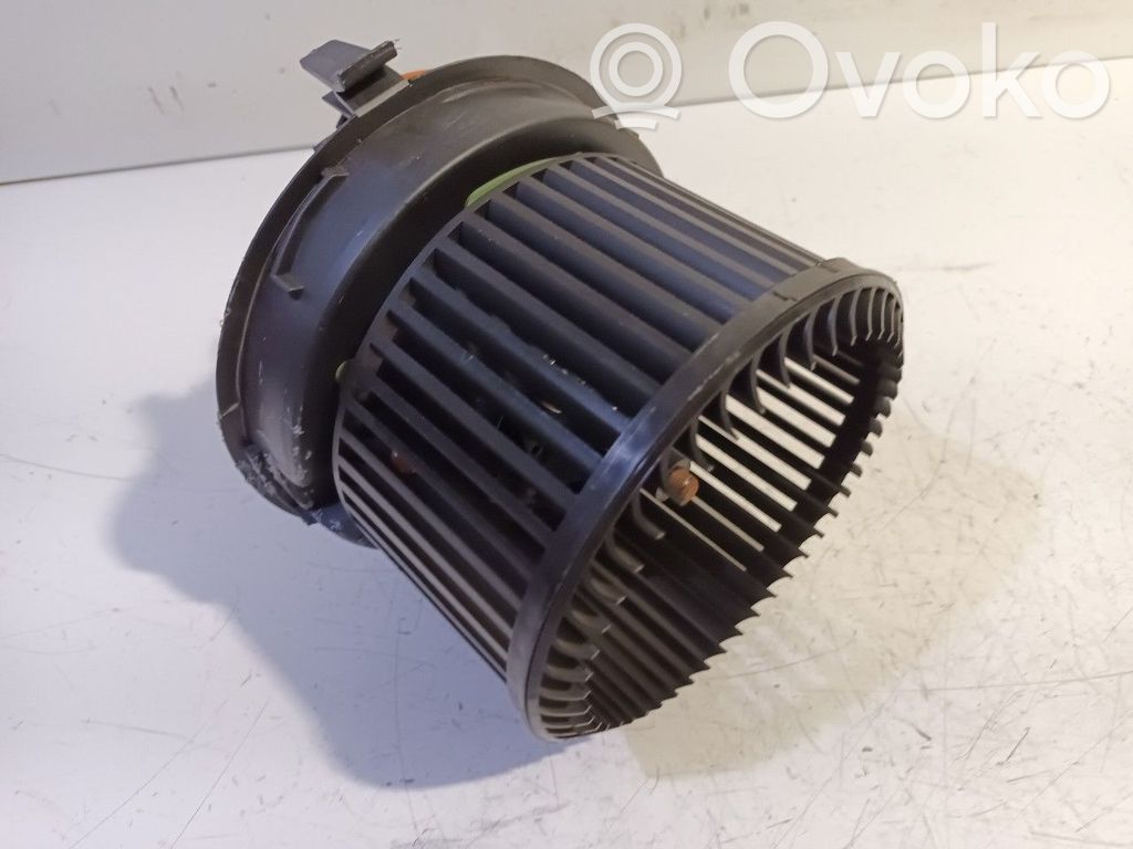 Peugeot 108 Mazā radiatora ventilators 