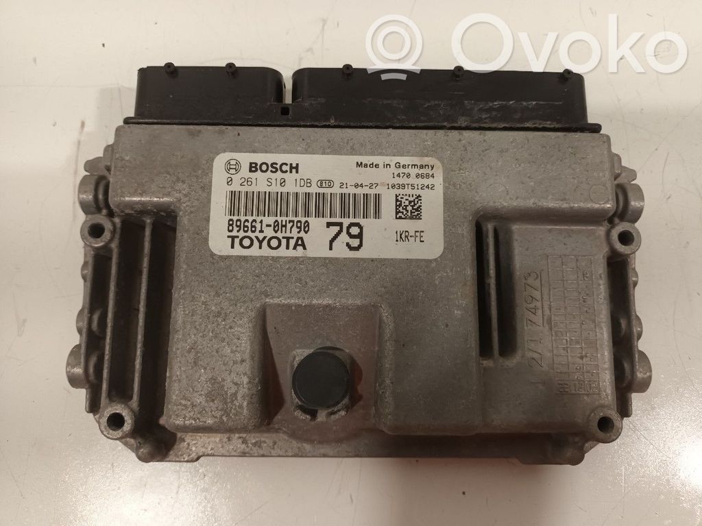 Peugeot 108 Engine control unit/module 
