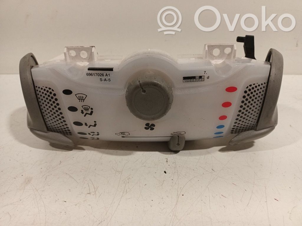 Citroen C1 Climate control unit 