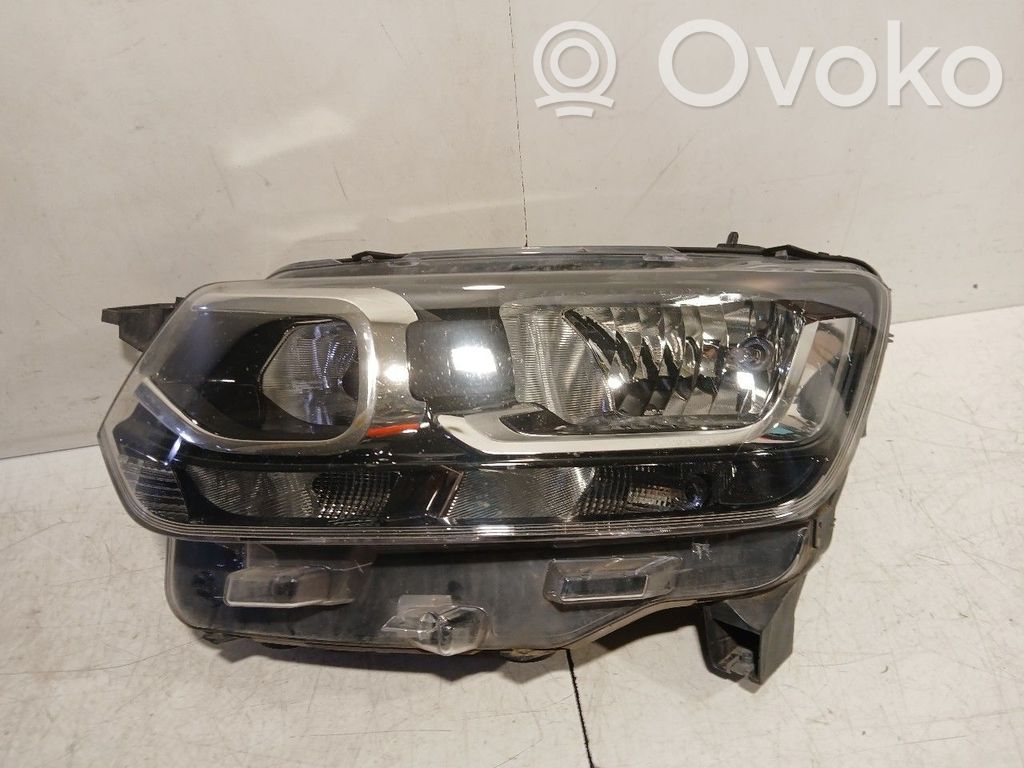 Scheinwerfer   9816824880