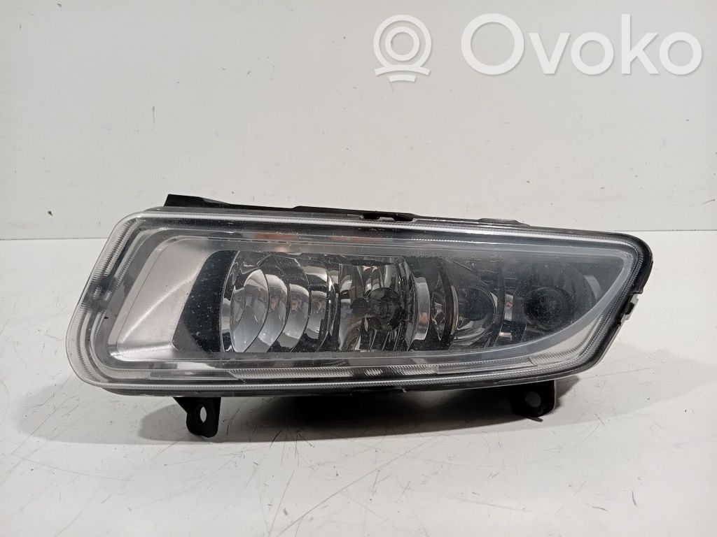 Volkswagen Polo V 6R Światło przeciwmgłowe przednie 