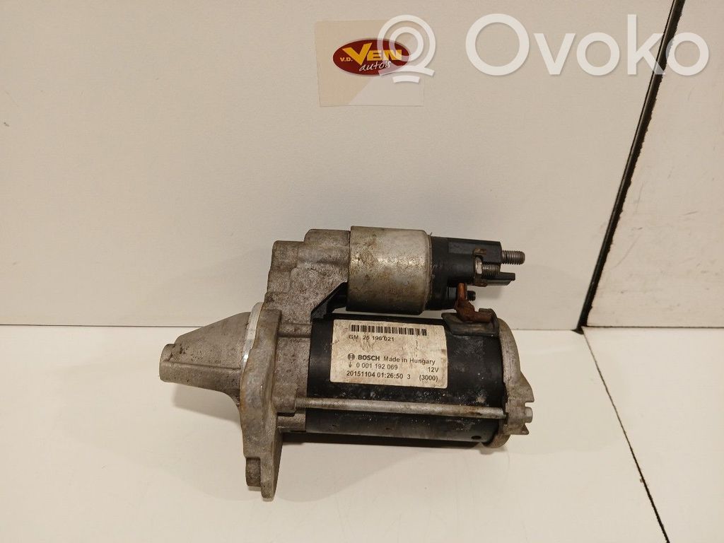 Opel Corsa E Starteris 
