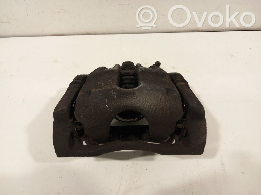 Nissan Note (E12) Priekinis suportas 