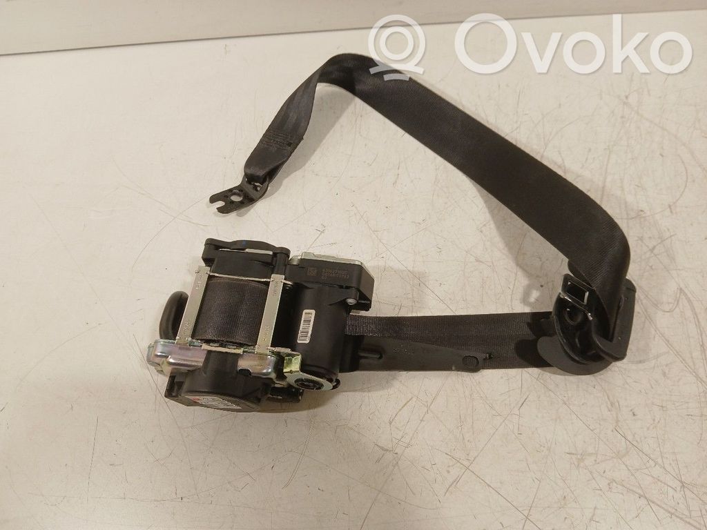 Volkswagen PASSAT B8 Ceinture de sécurité avant